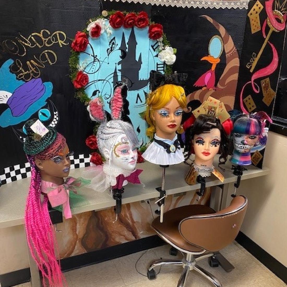 Cosmetology mannequins